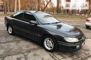 Седан Opel Omega 1999 в Кривом Роге