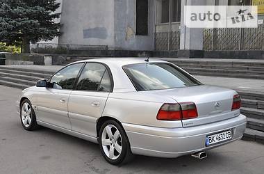 Седан Opel Omega 2003 в Рівному