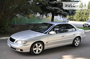 Седан Opel Omega 2003 в Рівному