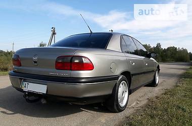 Седан Opel Omega 1998 в Ивано-Франковске