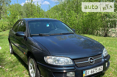 Седан Opel Omega 1995 в Гадяче