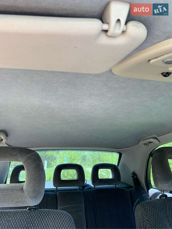 Седан Opel Omega 1995 в Гадячі