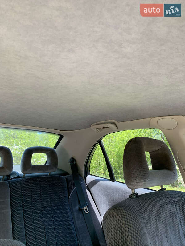 Седан Opel Omega 1995 в Гадячі