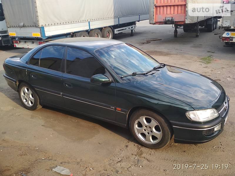 Седан Opel Omega 1999 в Луцке