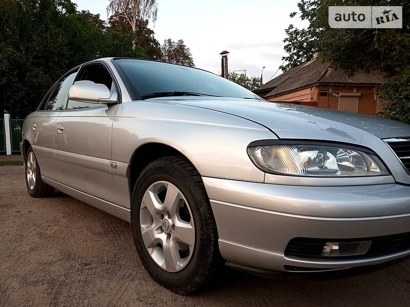 Opel Omega 2003