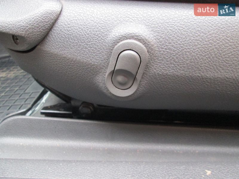 Седан Opel Omega 2003 в Черкасах