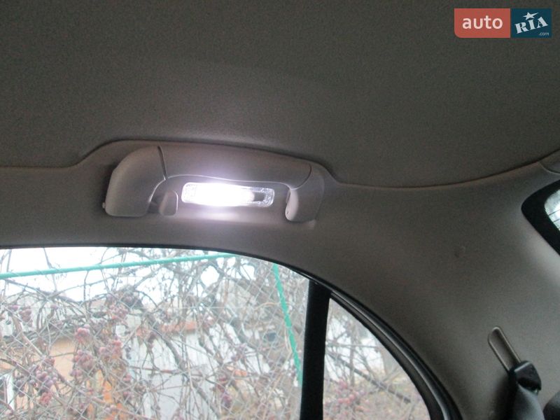 Седан Opel Omega 2003 в Черкасах