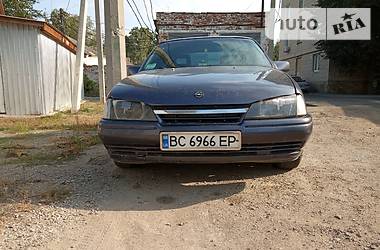 Седан Opel Omega 1988 в Могилев-Подольске