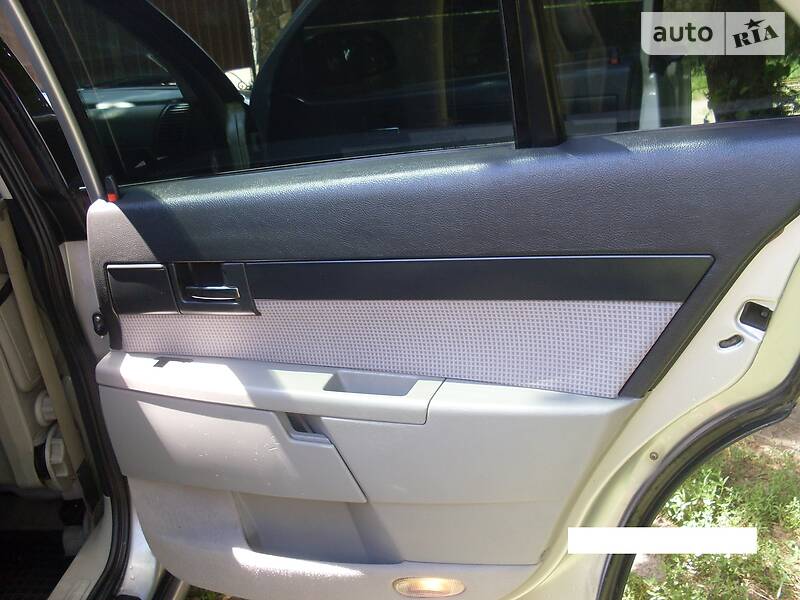 Седан Opel Omega 2000 в Гайвороне