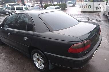 Седан Opel Omega 1997 в Звенигородке