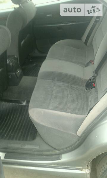 Седан Opel Omega 1995 в Кропивницком