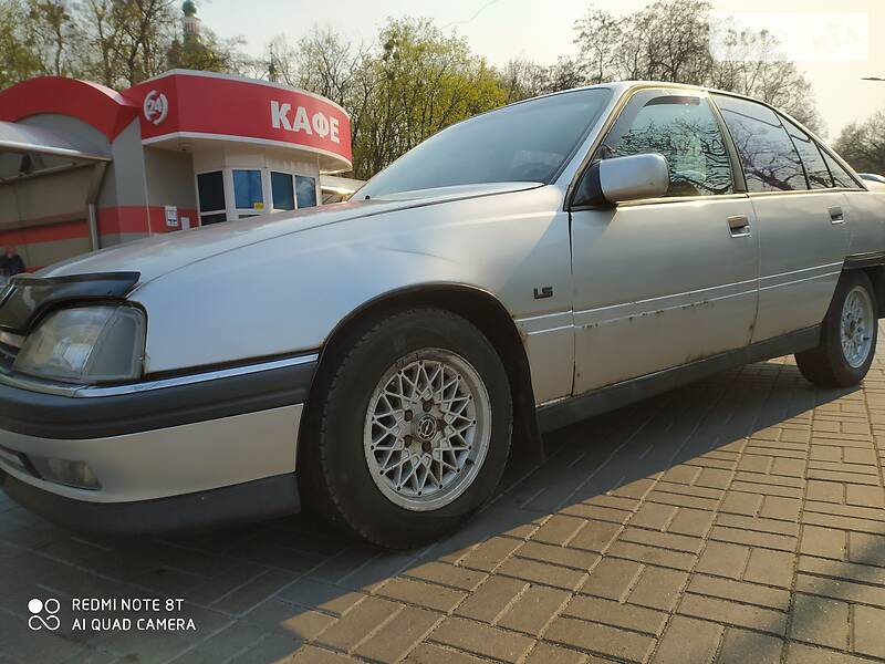 Седан Opel Omega 1988 в Києві фото 17 Седан Opel Omega 1988 в Києві