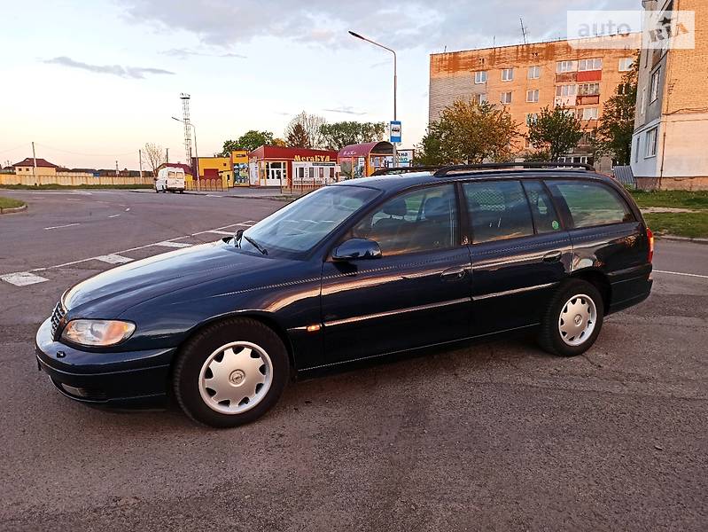 Універсал Opel Omega 2002 в Луцьку
