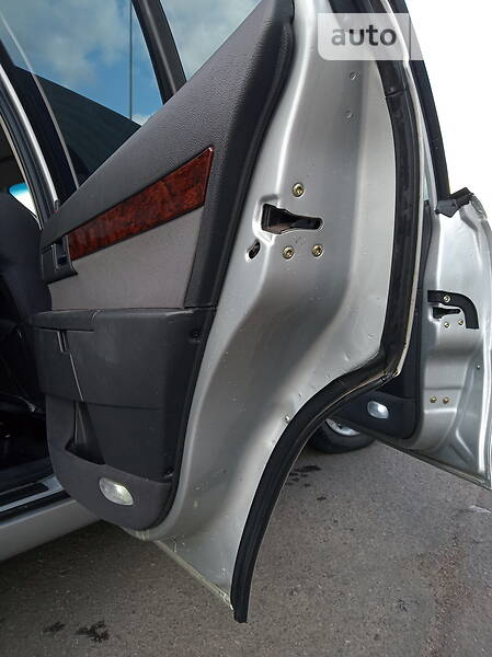 Седан Opel Omega 2003 в Черкасах