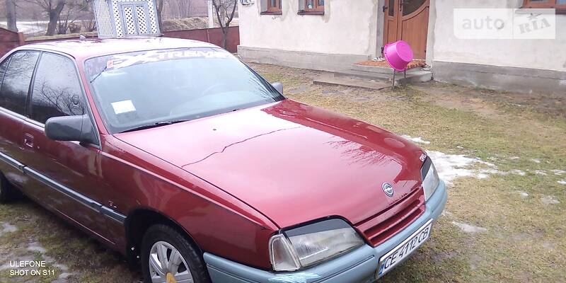 Седан Opel Omega 1990 в Черновцах
