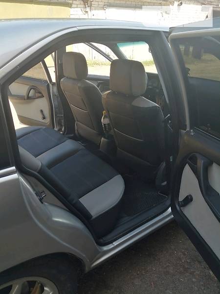 Седан Opel Omega 1988 в Світловодську