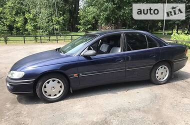 Седан Opel Omega 1996 в Сумах