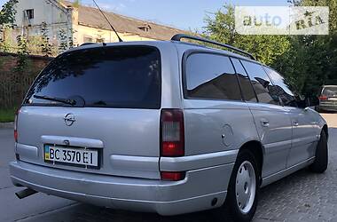 Універсал Opel Omega 2002 в 