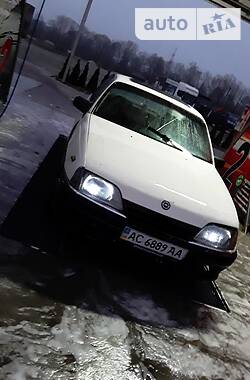 Седан Opel Omega 1988 в Коростене