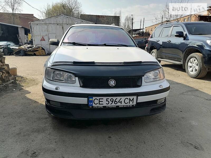 Універсал Opel Omega 1995 в Чернівцях