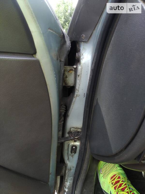 Седан Opel Omega 1987 в Покрові