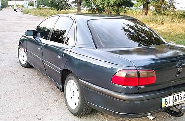 Седан Opel Omega 1995 в Гадяче