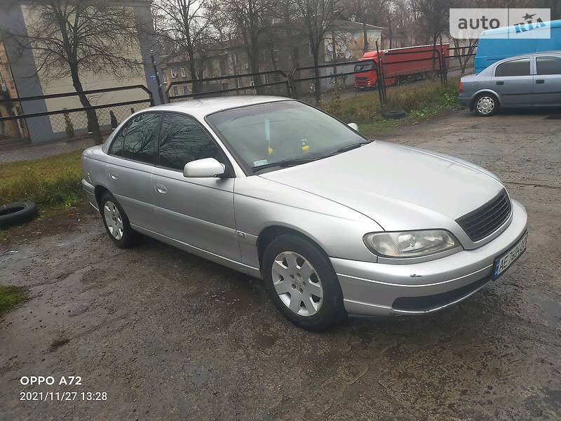 Седан Opel Omega 2002 в Каменском