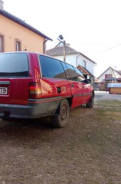 Универсал Opel Omega 1989 в Жидачове