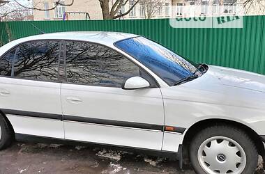 Седан Opel Omega 1997 в Владимир-Волынском