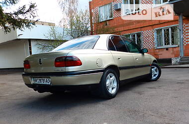 Седан Opel Omega 1996 в Могилев-Подольске