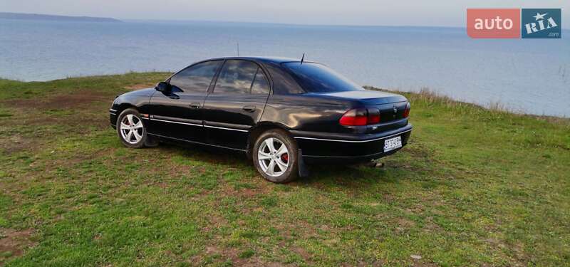 Седан Opel Omega 1995 в Южном