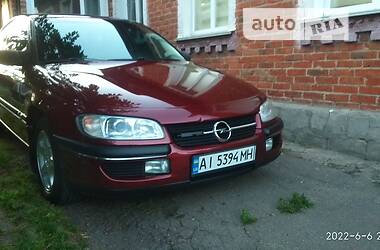 Седан Opel Omega 1998 в Мироновке