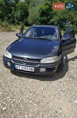 Седан Opel Omega 1999 в Верховине