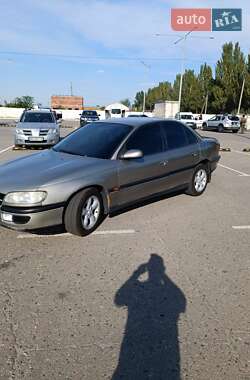 Седан Opel Omega 1997 в Днепре