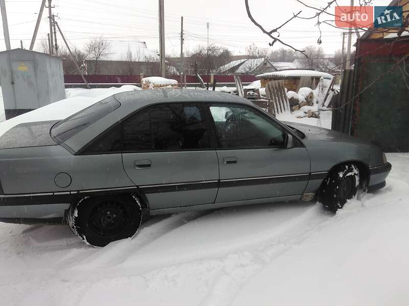 Седан Opel Omega 1991 в Ватутино фото 4 Седан Opel Omega 1991 в Ватутино
