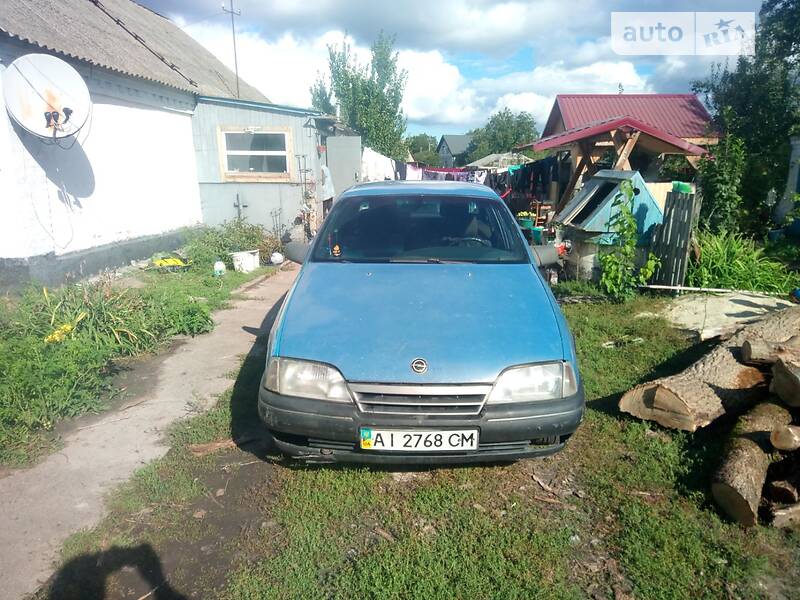 Седан Opel Omega 1987 в Белой Церкви