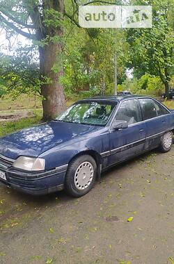 Седан Opel Omega 1991 в Остер