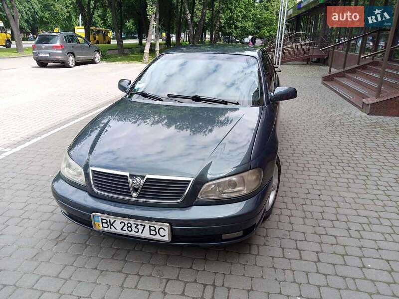 Седан Opel Omega 2000 в Рівному