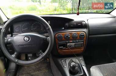Седан Opel Omega 1996 в 