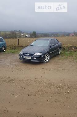 Седан Opel Omega 1998 в Черновцах