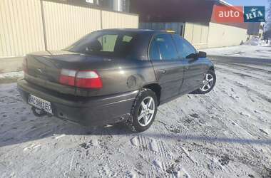 Седан Opel Omega 2000 в 