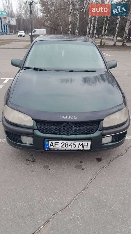 Седан Opel Omega 1997 в Кривом Роге