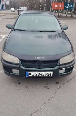 Седан Opel Omega 1997 в Кривом Роге