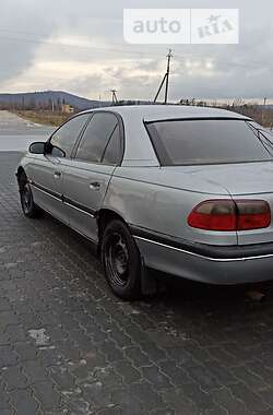 Седан Opel Omega 1994 в Надвірній