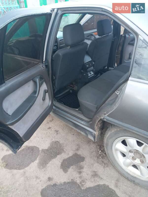 Седан Opel Omega 1987 в Николаеве фото 9 Седан Opel Omega 1987 в Николаеве