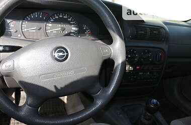 Седан Opel Omega 1998 в Дніпрі