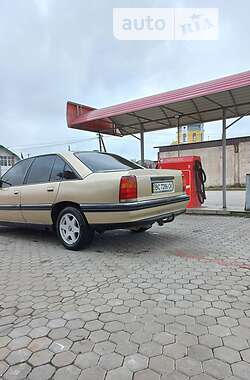 Седан Opel Omega 1987 в Кременце