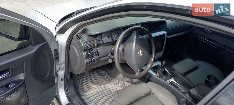 Седан Opel Omega 2001 в Днепре фото 12 Седан Opel Omega 2001 в Днепре