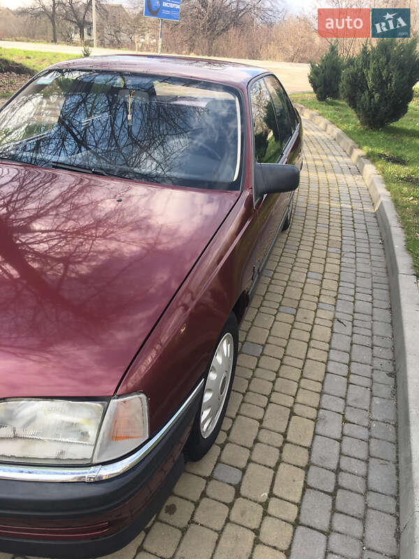 Седан Opel Omega 1992 в Умані фото 3 Седан Opel Omega 1992 в Умані