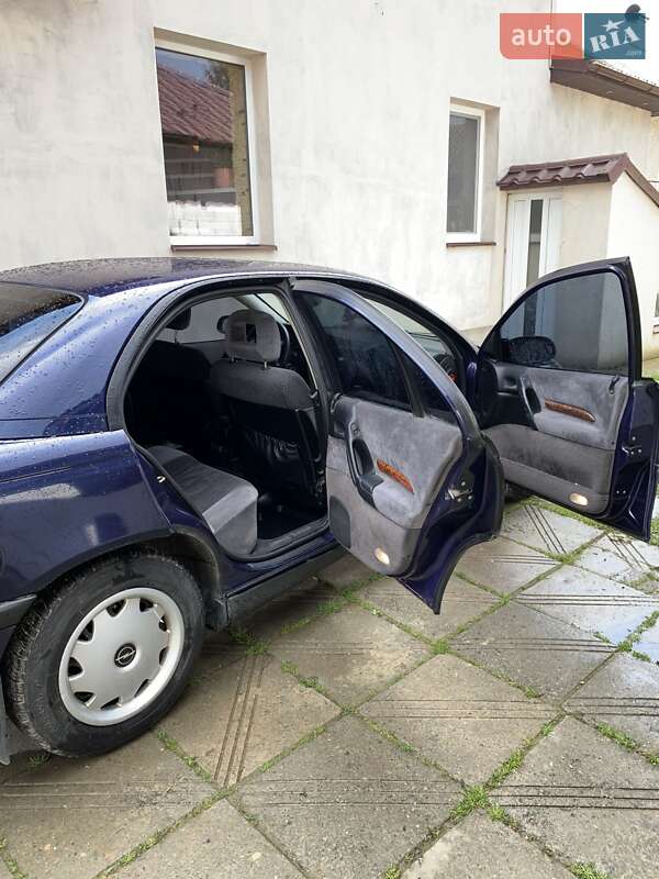 Седан Opel Omega 1995 в Коломые фото 6 Седан Opel Omega 1995 в Коломые